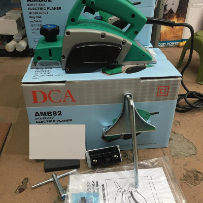 MÁY BÀO ĐIỆN 82MM 550 W DCA AMB82 - HÀNG CHÍNH HÃNG