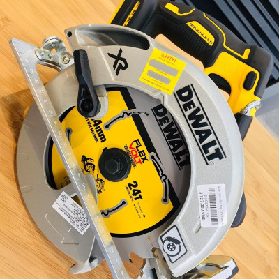 MÁY CƯA PIN CẦM TAY 18V 184MM DEWALT DCS570P1- HÀNG CHÍNH HÃNG