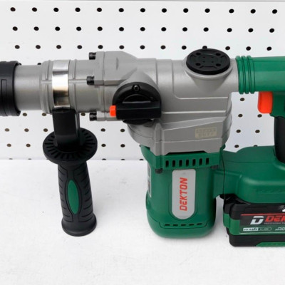 MÁY KHOAN BÊ TÔNG PIN 18 -21V 26MM DEKTON M21-RH2702BL - HÀNG CHÍNH HÃNG