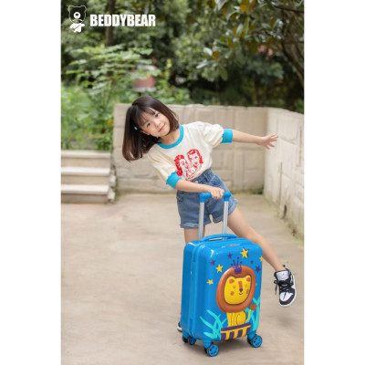 Vali Kéo Cho Trẻ Em BeddyBear - Size xách tay lên máy bay 17 inch - họa tiết Dập nổi 3D Sư Tử - Bánh xe đôi xoay 360 độ - Cần kéo hợp kim nhôm cao cấp - Bảo hành chính hãng 2 năm