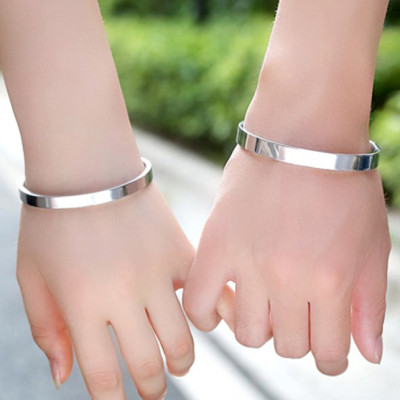 Vòng tay cặp Hàn Quốc VTC13 (Màu bạc)