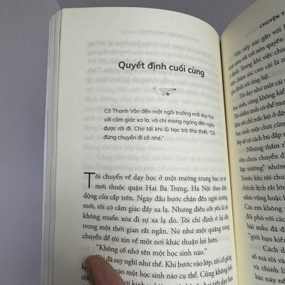 CHUYỆN THẦY TRÒ - Chu Hồng Vân, Hoàng Hương - Nhã Nam - NXB Phụ Nữ Việt Nam.