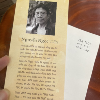 HÀ NỘI CÒN MỘT CHÚT NÀY – Nguyễn Ngọc Tiến – Nhã Nam phát hành