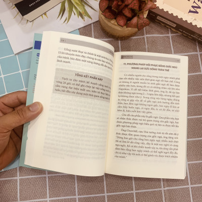 Sách Sạc Năng Lượng - Giải Pháp Cân Bằng Thời Gian Để Làm Tới Nơi, Chơi Tới Bến