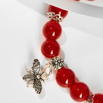 Vòng tay đá mã não đỏ charm Ong bạc Ngọc Quý Gemstones