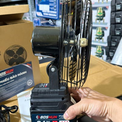 Quat Chạy Pin 8inch Boshun 2 tốc độ gió dùng pin chân phổ thông 4cm
