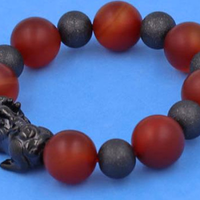 Chuỗi đeo tay Tỳ Hưu inox charm Thạch Anh Đỏ Mờ Size 16 ly phối 6 bi - hợp mệnh Hỏa, mệnh Thổ - Chuỗi size XXL