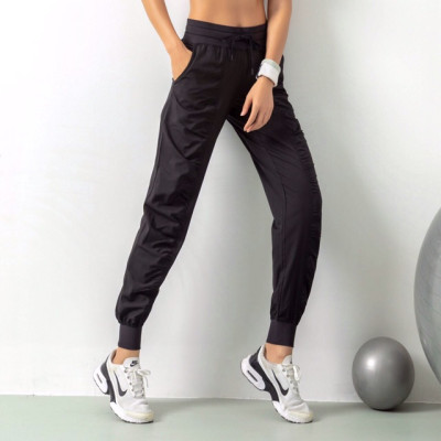 Quần Jogger Nữ Vải Dù Cao Cấp Phong Cách Thể Thao