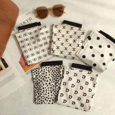 Găng Tay Chống Nắng Dáng Rộng Vải Lụa Mát In Hoa Xinh Xắn, Chống Tia Cực Tím, Thời Trang Mùa Hè Cho Nữ. TakyHome 7777