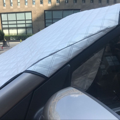 Bạt che nắng kính ô tô 3 lớp chất liệu vải Peva cách nhiệt