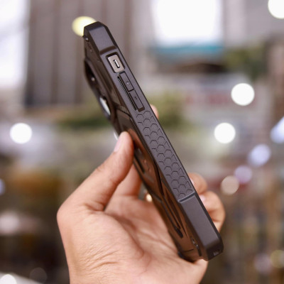 Ốp lưng UAG Monarch Pro Kevlar Magnetic iPhone 14 Pro/14 Pro Max - Hàng Chính Hãng