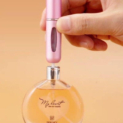 Lọ chiết nước hoa mini tiện lợi ngọn nhẹ, dễ thương OLAPLE CNH01 màu ngẫu nhiên - Hàng nhập khẩu