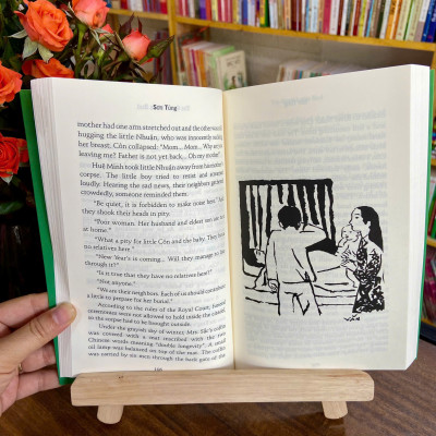 The Green Lotus Bud - Búp Sen Xanh bản Tiếng Anh