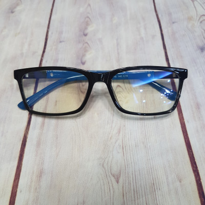 Mắt kính KAVI 028