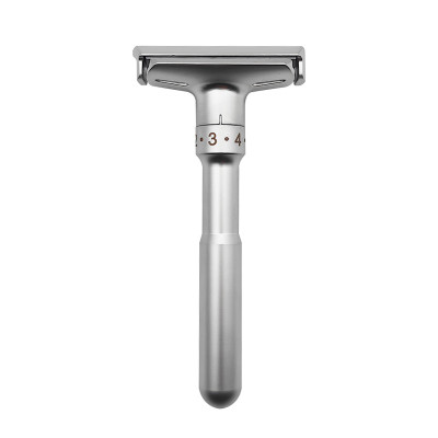 Dao cạo râu cổ điển 2000S