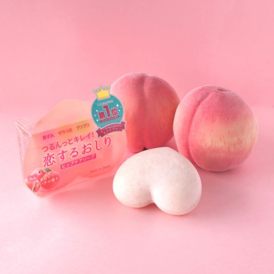 Xà Phòng Tắm Chống Thâm Mông Pelican Hip Care Scrub Soap Hạt Tẩy Tế Bào Chết (80G)