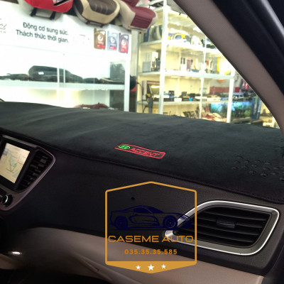 [TOYOTA INNOVA] Thảm Taplo 3 Lớp Dành Cho Xe TOYOTA INNOVA, Nhung Lông Cừu Và Da Vân Carbon Cao Cấp - Hàng Chính Hãng 