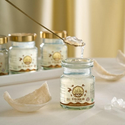 [CHÍNH HÃNG] Yến Sào Hoàng Kim - Hộp Quà Phúc Lộc Sum Vầy (50g Tổ Yến Sạch Loại 1 & 4 Hũ Yến Chưng Đường Phèn) Quà Tặng Gia Đình