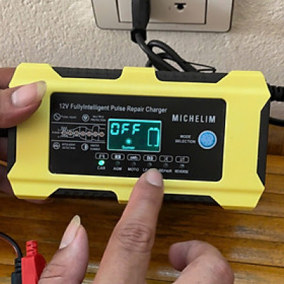 Sạc Ắc Quy Michel 12V-100Ah Cao Cấp Công Nghệ Đức: Sạc 7 Giai Đoạn, Khử Sunfat Tự Động