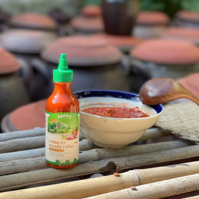 Tương Ớt Ngọt SPICO Truyền Thống Giàu Chất Xơ Vị Sriracha Chai 290g