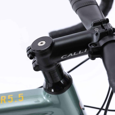 Xe đạp thể thao tay cong CALLI R5.5 Khung hợp kim nhôm, 18 tốc độ