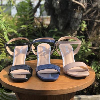 Sandal cao gót hot trend  trẻ trung năng động 21348