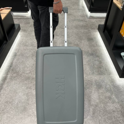 Tủ lạnh mini dã ngoại HCK dung tích 16L màu xám có tay kéo Hàng chính hãng