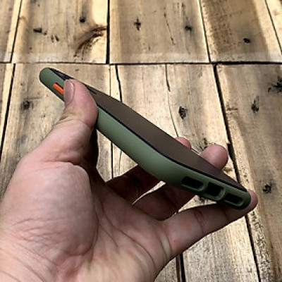 Ốp lưng chống sốc dành cho iPhone 11 nút màu cam - Màu xanh