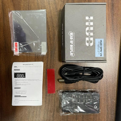 BỘ HIỂN THỊ THÔNG TIN TỐC ĐỘ LÊN KÍNH LÁI Ô TÔ XE HƠI HUD MÀU TRẮNG ĐƠN GIẢN GIÁ RẺ