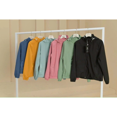 Áo khoác gió cách nhiệt phối mũ gọn gàng túi to rộng. Form unisex cho nữ nam. SIZE L MÀU XANH