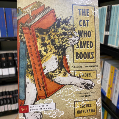 Sách - The Cat Who Saved Books by Sosuke Natsukawa - Bìa mềm | Japanese Literature / Fantasy Fiction