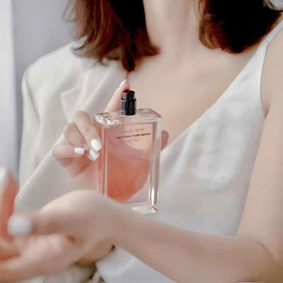 [Auth - 10ml] Nước hoa nữ Narciso Rodriguez - Hương thơm bí ẩn, quyến rũ, cuốn hút