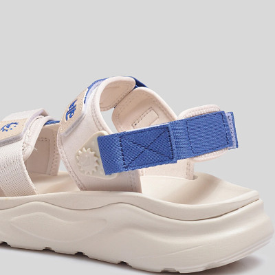 Sandal Biti