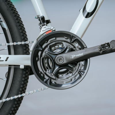 Xe đạp thể thao CALLI 2400 Khung nhôm không mối hàn