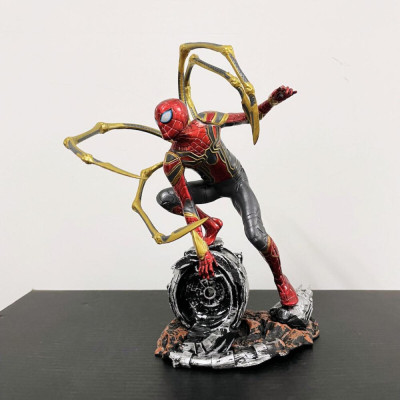 Mô Hình Người Nhện Spider Man Avengers MAVEL trạng thái chiến đấu cực chất . Cao 20cm . Figure Avengers
