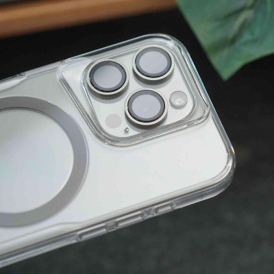 Ốp lưng chống sốc trong suốt chống ố vàng cho iPhone 12, 13 ,14 ,15 Pro Max hiệu Likgus CANDY, Nút bấm kim loại, viền bảo vệ camera - Hàng nhập khẩu