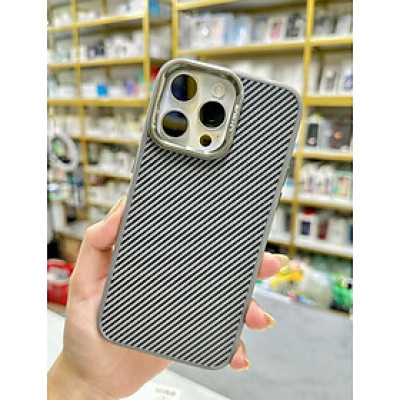 Ốp lưng dành cho iPhone 15 Pro max vân carbon hiệu Likgus Carbon Synthetic Fiber - Hàng chính hãng